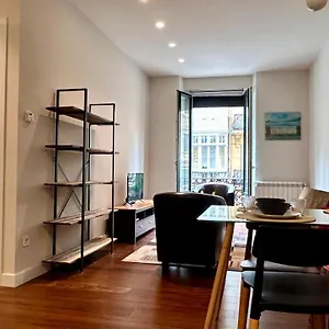 Larramendi Center Apartment